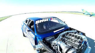 Bmw e30 s38 turbo 1000  hp vs Mig 21