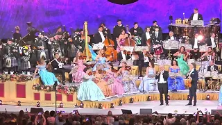 Andre Rieu, Chicago 2023 USA Scotland the brave-amazing crace...