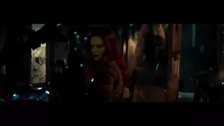 Avengers Infinity war leaked footage thanos kills collector