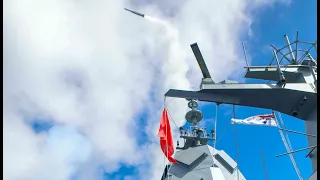 HMAS Arunta missile firing at RIMPAC 2020