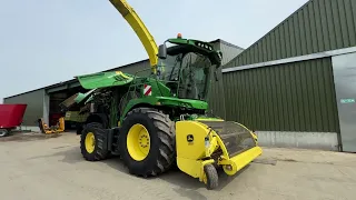 John Deere 8600i Forager