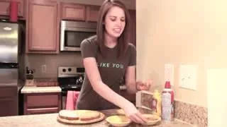 Make Him a Sandwich - Overly Attached Girlfriend ! don't miss this video,LOVERS!