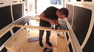 ausziehbares Bett selber bauen - Mercedes Sprinter Camper umbau | Ben am Leben