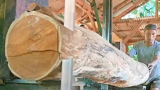 sawing strong and hard fiber acacia wood into durable furniture materials