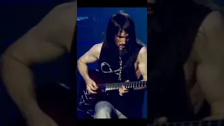 But how beautiful is the intro of "Don't Cry" by Guns N' Roses made by Bumblefoot in Las Vegas 2014?