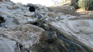 Axial capra water slide
