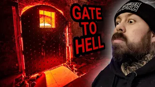 OVERNIGHT in HAUNTED MUSEUM | GATE TO HELL UNDERNEATH