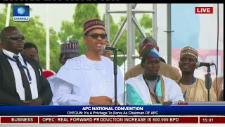 Faceoff: President Buhari Watches As Comedian MC Tagwaye Mimics Him