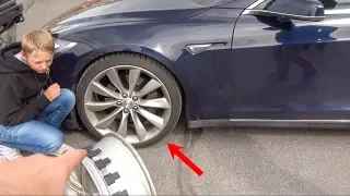 What's inside a Bulletproof Tesla Tire?