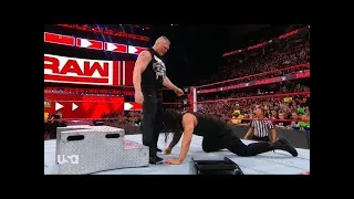 Brock Lesnar Destroyed Roman Reigns In Raw 26 March 2018