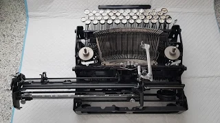 1939 Adler Model 32 AntiqueTypewriter restoration - Part 1 : Drawband repair