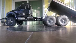 traxxas 6x6x10 ultimate hauler working rollback flat bed tow recovery truck.