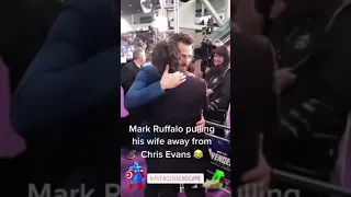 Remember when Mark Ruffalo pulls his wife away from Chris Evans 😂