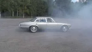 Jaguar Xj6 series 1 donut