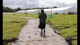 Entering the Jalsa Gah | Jalsa Salana UK 2021