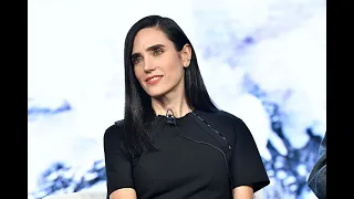 ✅  Jennifer Connelly is opening up on how she conquered her "crippling" fear of flying through worki