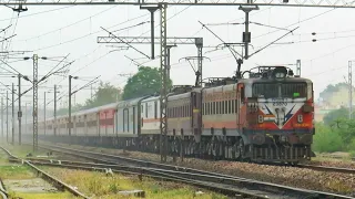 loco failure of Nandan Kanan Express, Freight loco Given till Anand Vihar !! Indian Railways