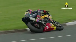 One of the BEST BATTLES of 2022‼️ Glenn Irwin vs Davey Todd // North West 200 Superbike Race