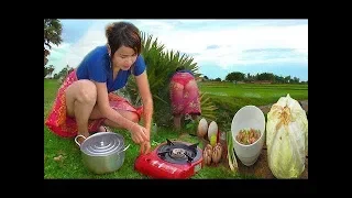 Omg Cute Girl Cooking Cabbage very hot girl How to Make Food Eggs Recipe