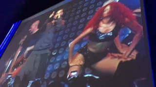 Video 3 - Anitta convida Maluma