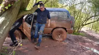 Niva vs Nissan terrano 2 Штурмуем горку не реально крутую Off-road extrem 4x4