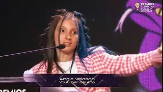 Angie Velasco - "YOUTUBER DEL AÑO" 👏❤ - Premios CLEOPATRA