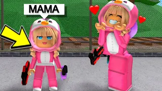 COPYING Avatars as a BABY in Roblox Murder Mystery 2!