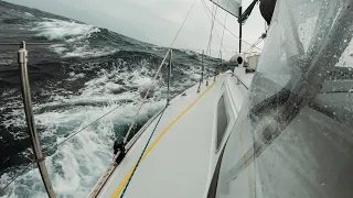 35kts in the Middle of the Ocean — DAY6 / North Atlantic Crossing | Sailing Uma [Step 192.06]
