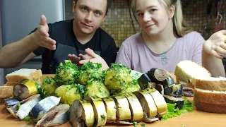 Мукбанг Картошка с Селëдкой Скумбрия Маринованый лук mukbang