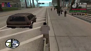 GTA San Andreas - CJ fights in front of the police six stars