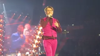 Take That - Get ready for it - Hold up a light - Manchester 23-05-15