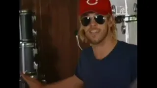 Taylor Hawkins on MTV Cribs