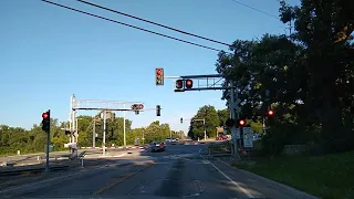 Metra | An Inbound MDN Train Goes Towards Round Lake Pushed By F40PHs 107,110,115