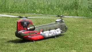 Boeing Chinook HC4 RAF Scale 1:11 Vario Helicopter RC Model 2018