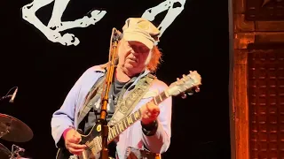 Neil Young  & CH - Cinnamon Girl - Camden, NJ 5/12/24