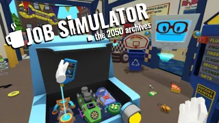 Девушка учится чинить машины в Job simulator в VR #5