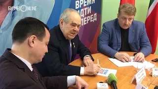 Минтимер Шаймиев приехал в предвыборный штаб Владимира Путина в Казани