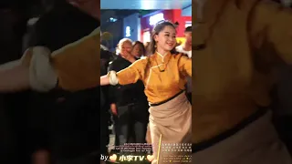 翁姆新藏装和优美舞姿Wengmu new Tibetan costume and graceful dance
