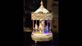 TheMusicHouse.Com - Carousel Music Box with Fantasy-like Lights plays "Carousel Waltz"