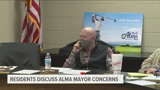 Group of Alma residents call on Mayor Jerry Martin to resign over misconduct accusations