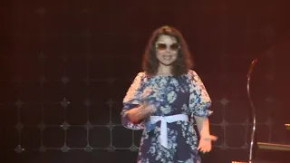 Наташа Королева-Маленькая страна Твой мир LIVE Конкурс "Звезда удачи", Санкт-Петербург, 18.05.2013)