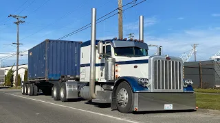 February 7, 2023 день в порту, и всё о портах Peterbilt 389 контейнеровоз ￼￼