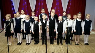 "Будем солдатами"- исполняет детский хор