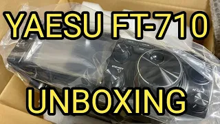 YAESU FT-710 - UNBOXING