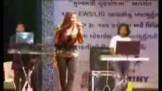 Shreya Goshal At Night Merathon Surat, Tere Naina...