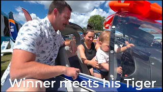 Sweepstakes winner meets his Tiger