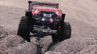 RC Modelers Beach Party, TRX4 Range Rover Classic', Axial SCX10 II Jeep Wrangler Outdoor Climbing