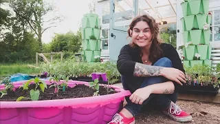 $7 Kiddie Pool Raised Garden Bed | CHEAP Container Garden Ideas | Roots and Refuge