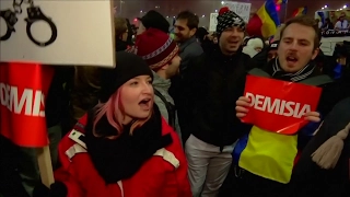 Proteste gegen Regierung in Rumänien: "Er ist ein Riesenversager!" | DER SPIEGEL