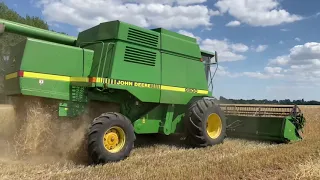 John Deere 9500